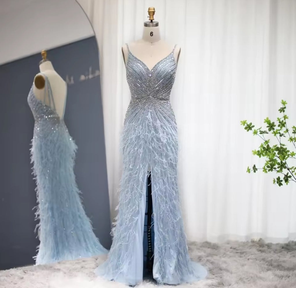 Vestido de Formatura Luxo com Plumas e Cristais Swarovski – GRF-0014