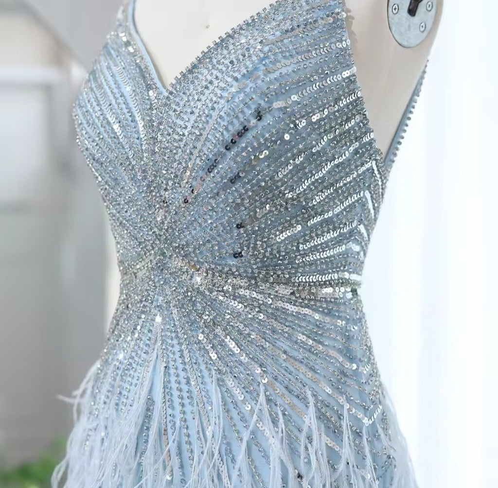 Vestido de Formatura Luxo com Plumas e Cristais Swarovski – GRF-0014