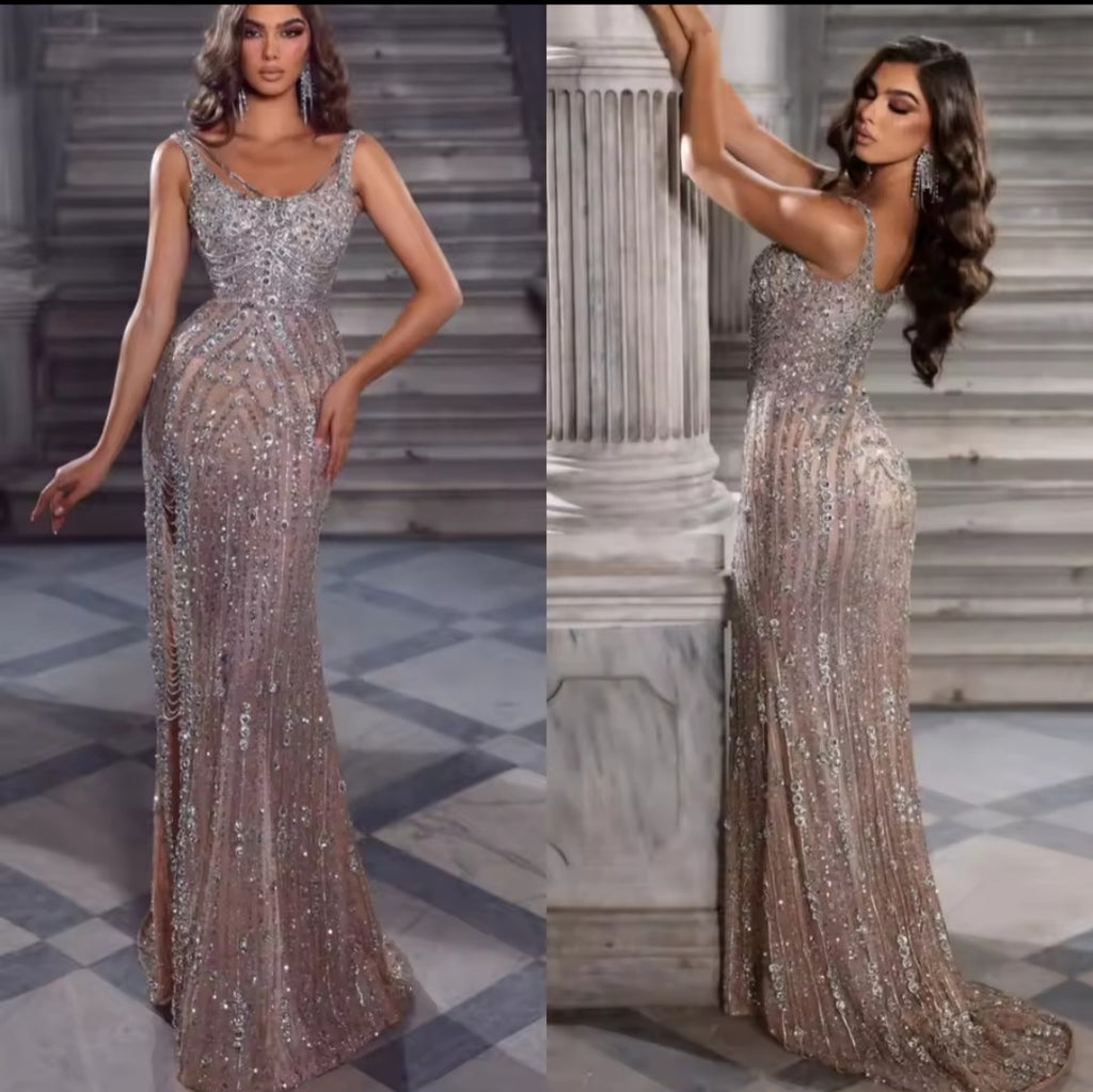 Coleção Luxo – Vestido Premium Alto Luxo Bordado em Cristais Swarovski – GRF-0049