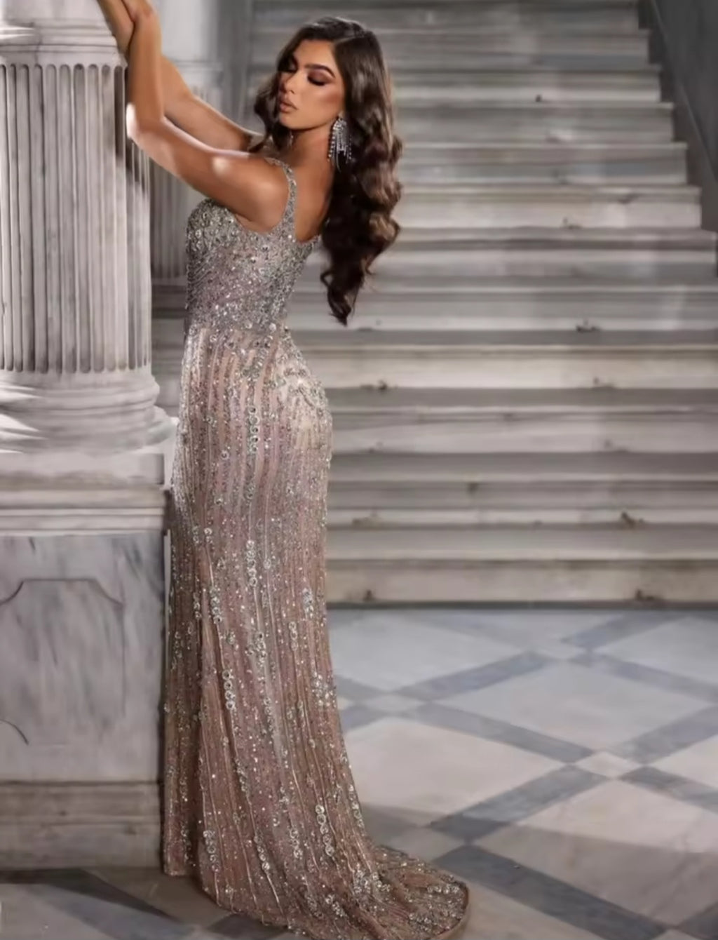 Coleção Luxo – Vestido Premium Alto Luxo Bordado em Cristais Swarovski – GRF-0049